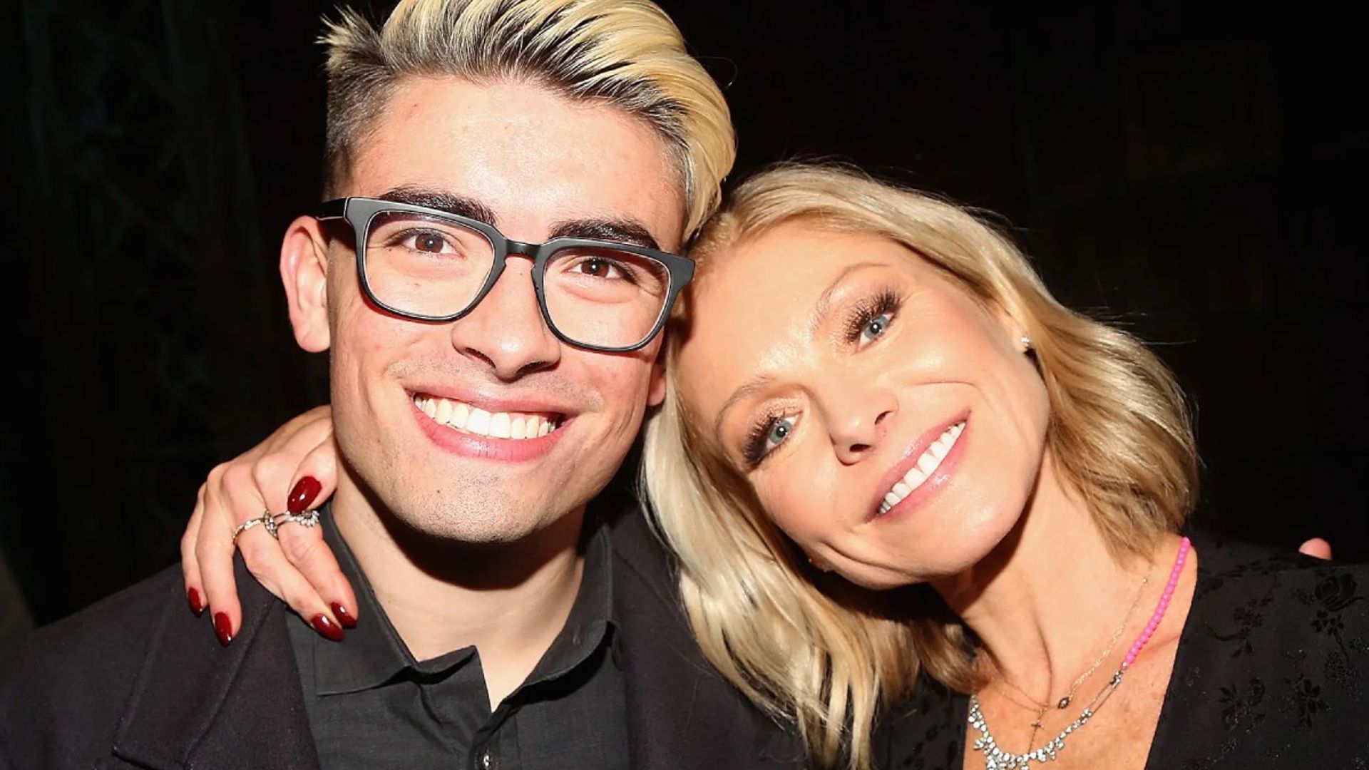 Kelly Ripa Reveals Rare Details Of Son Michael S Struggles HELLO