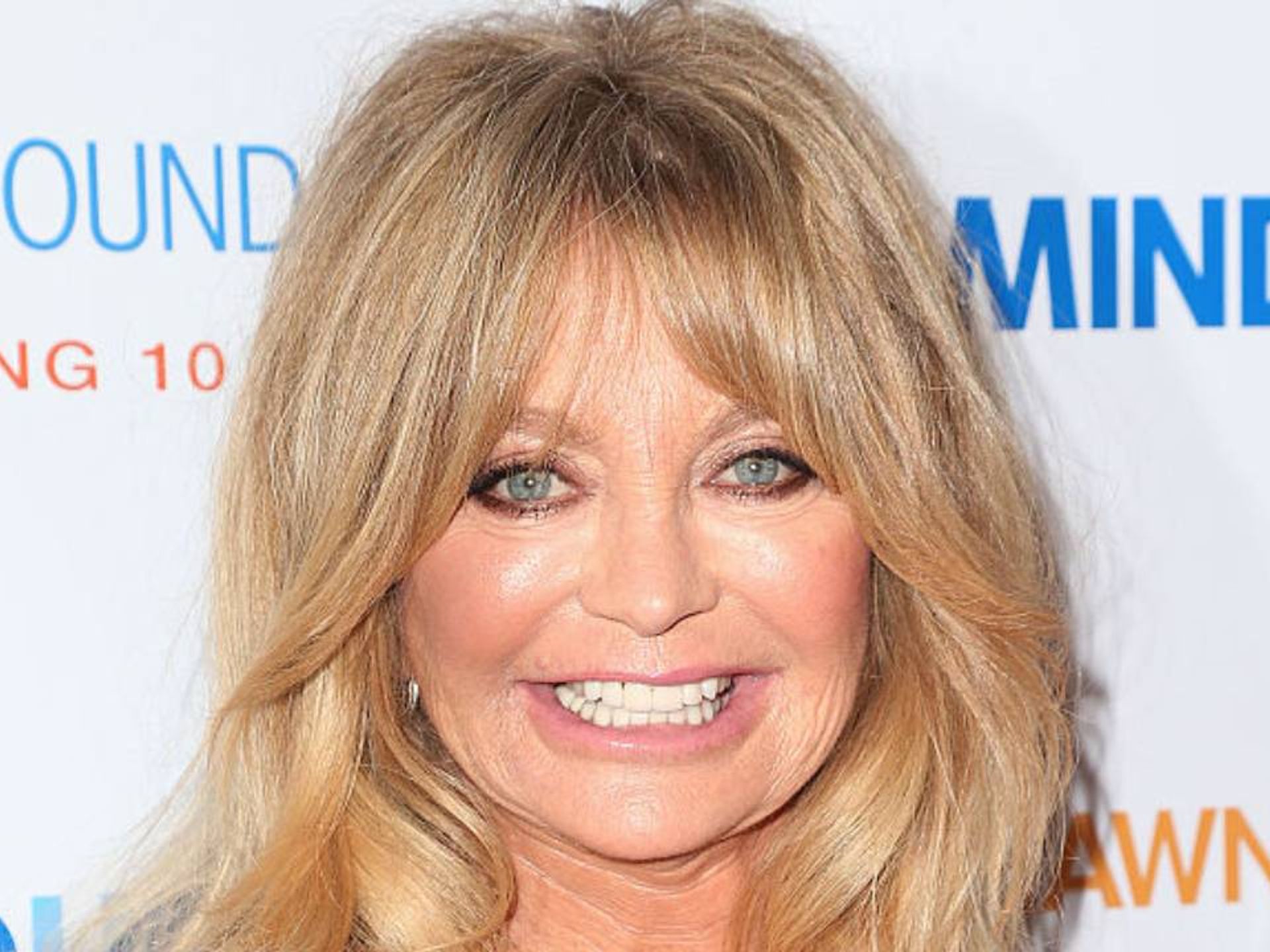 Goldie Hawn Is The Trampoline Queen! Here's Why It's The Perfect