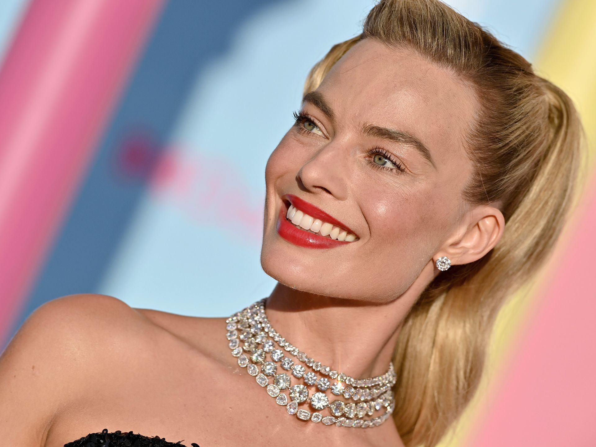 Margot Robbie looks completely different in rare unearthed