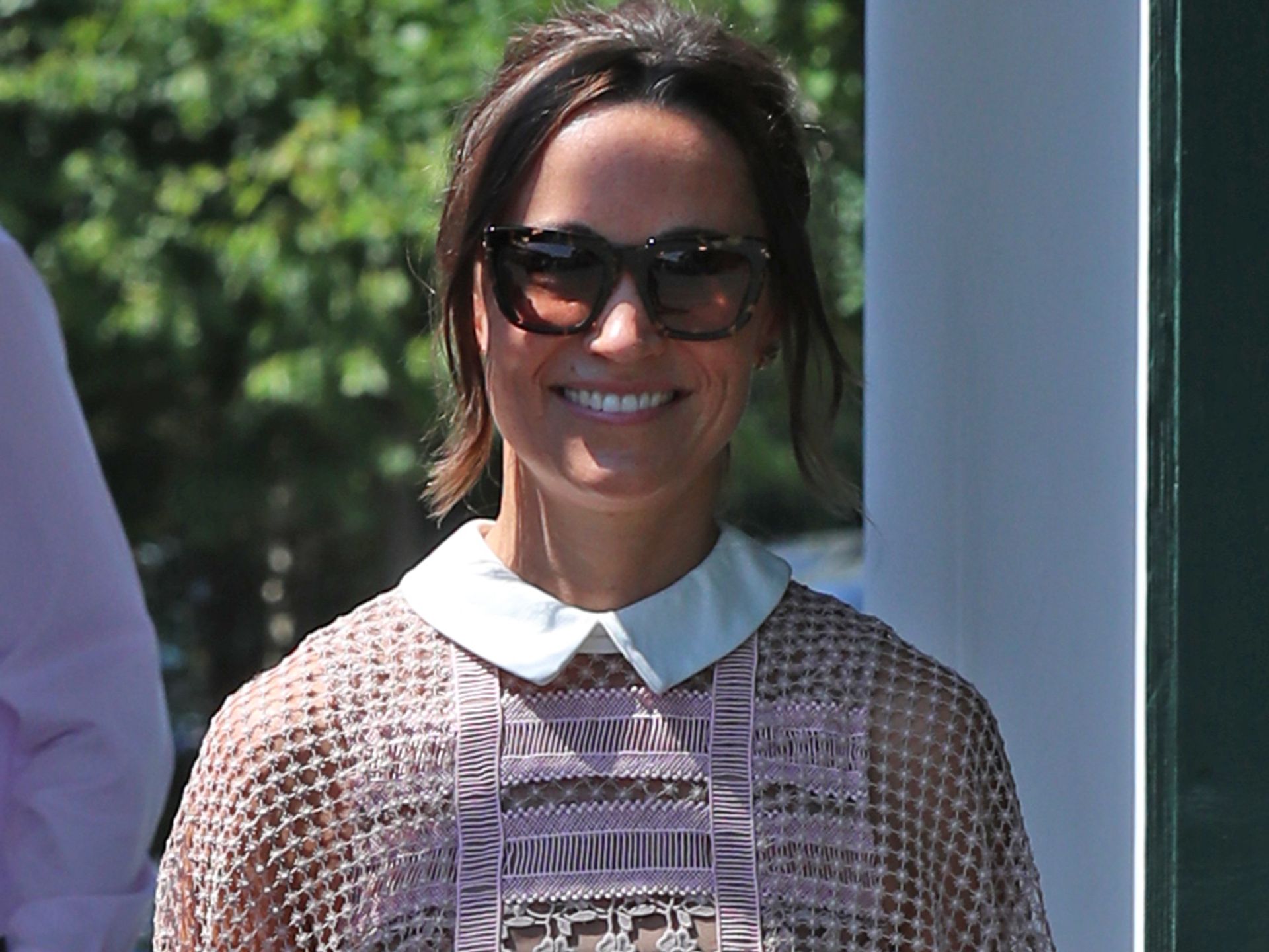 Pippa Middleton looks red-hot in ruffled gown at Lake Como wedding