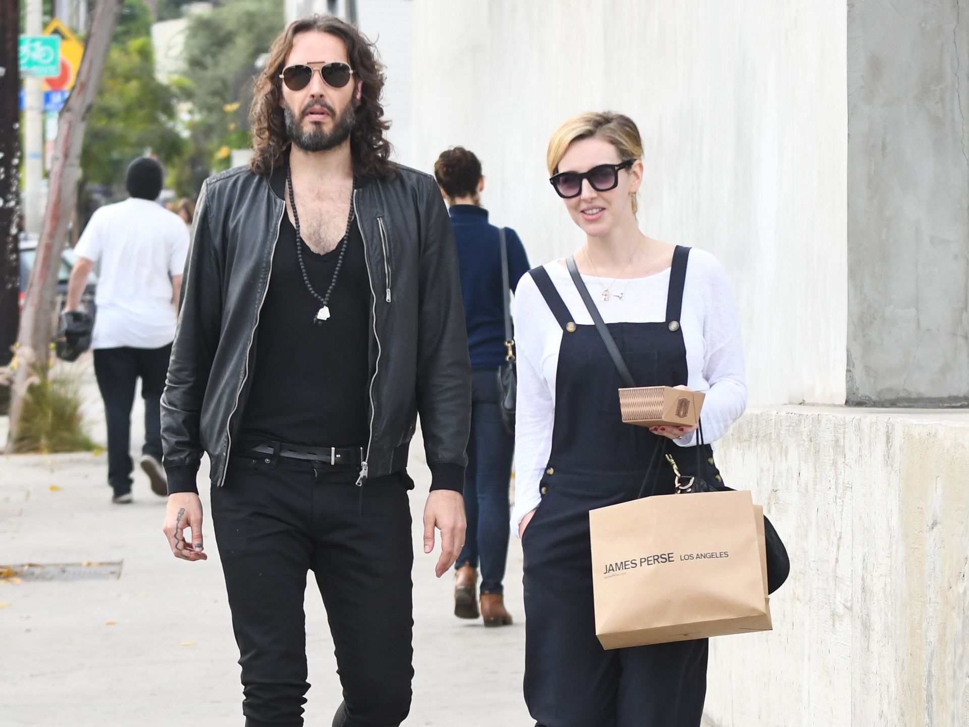 Who is Russell Brand's wife Laura Gallacher and where is she now? - Dexerto