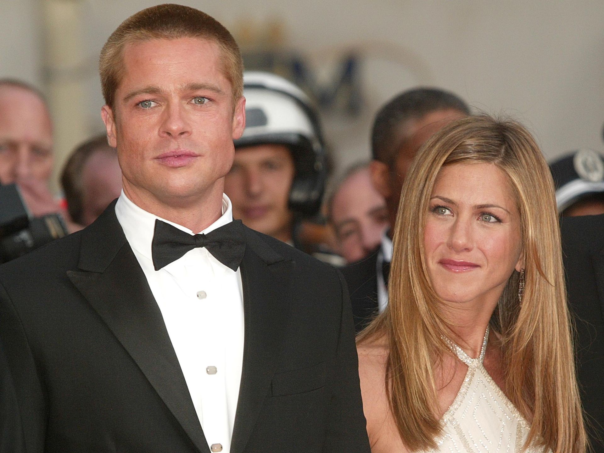 Jennifer Aniston's extreme privacy measures at $1m noughties wedding to Brad  Pitt | HELLO!