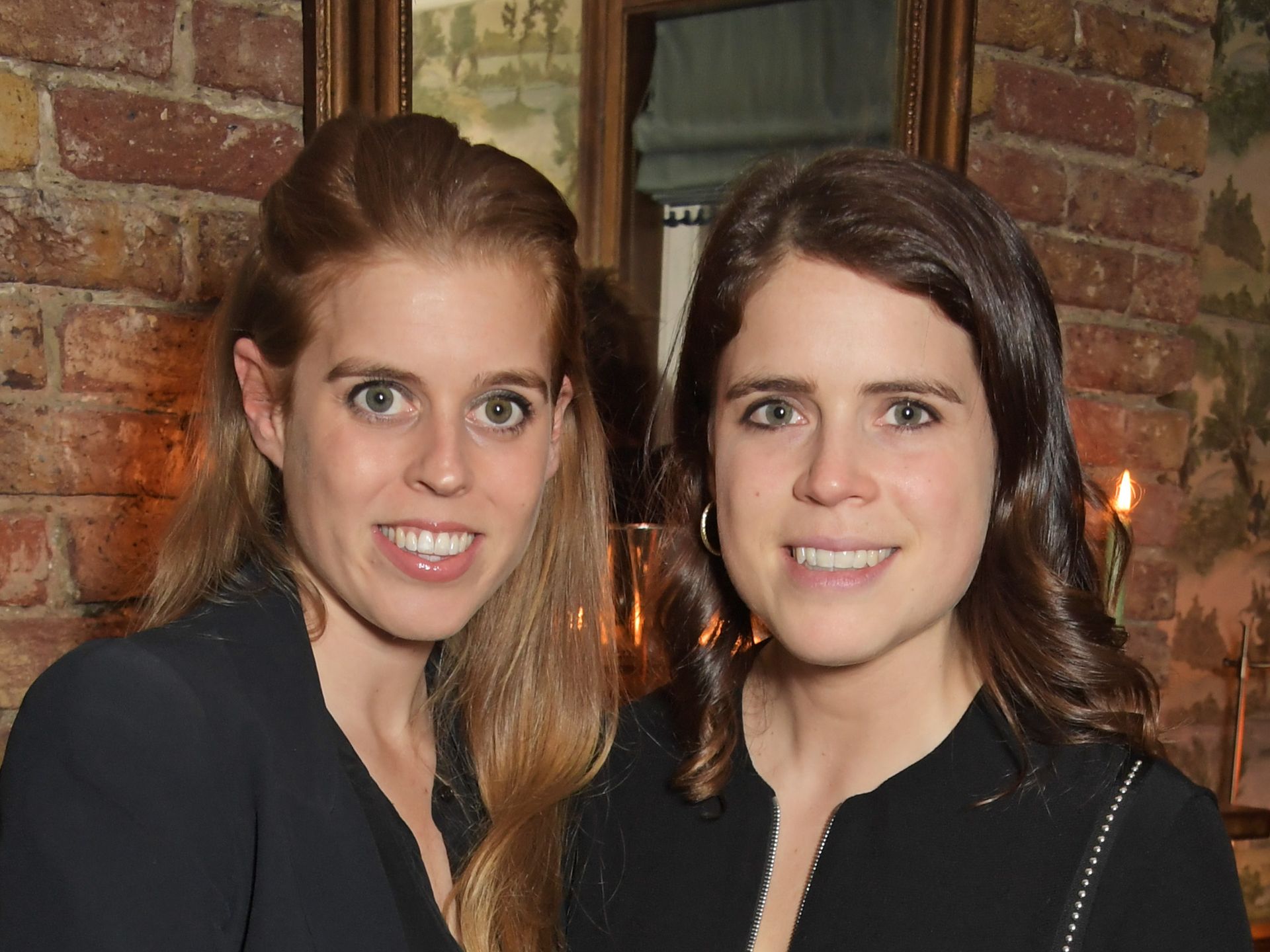 Princesses Beatrice and Eugenie enjoy lunch date with friends