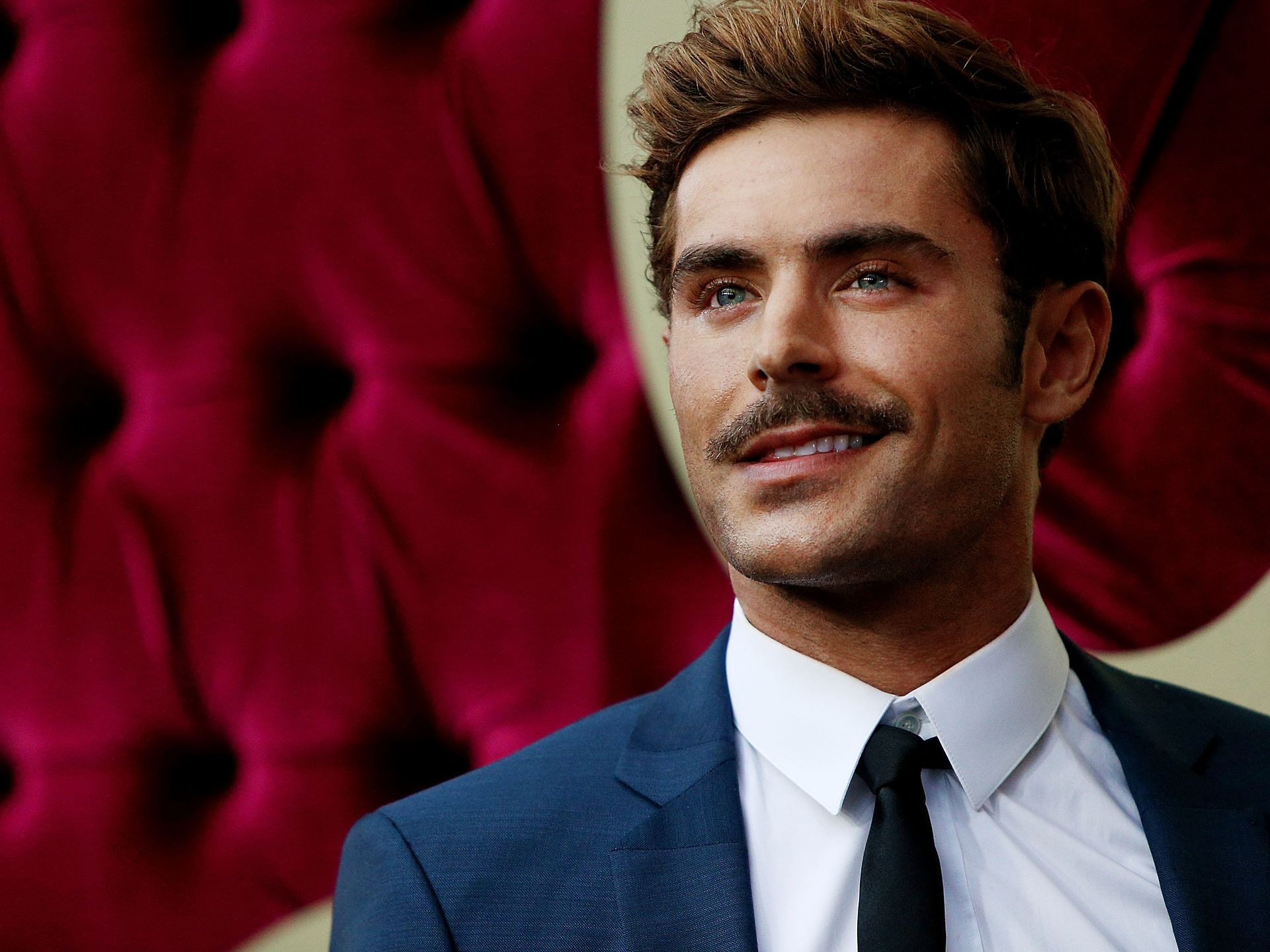 Zac Efron returns to his 'High School Musical' roots in new photo