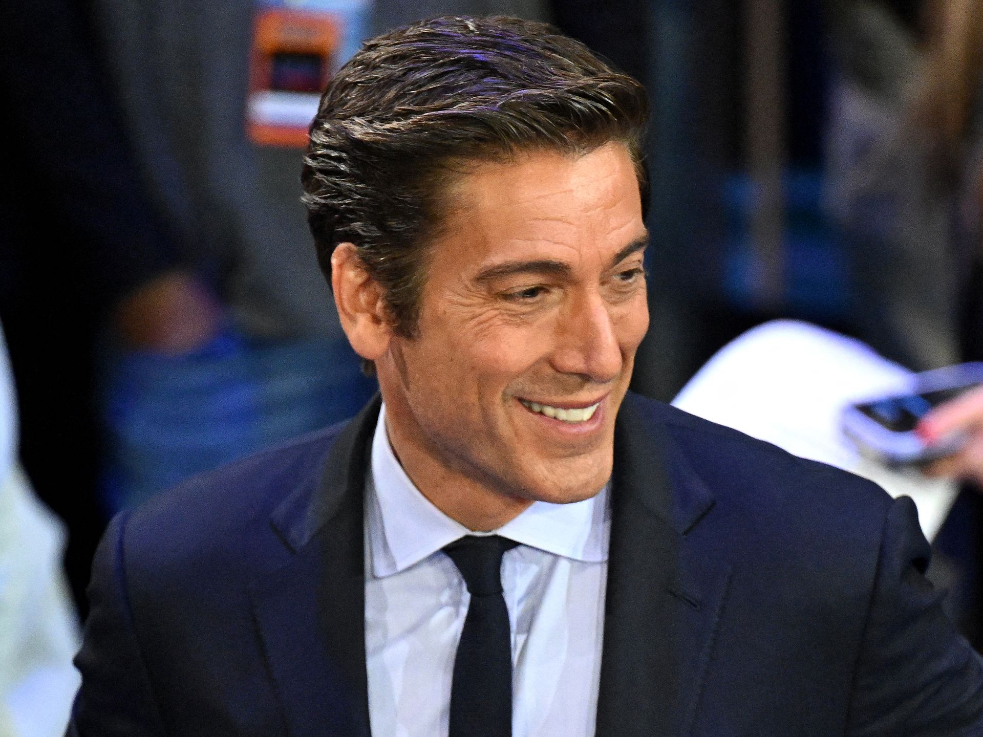 ABC's David Muir shares rugged selfie from upstate home — and fans can't  get enough | HELLO!