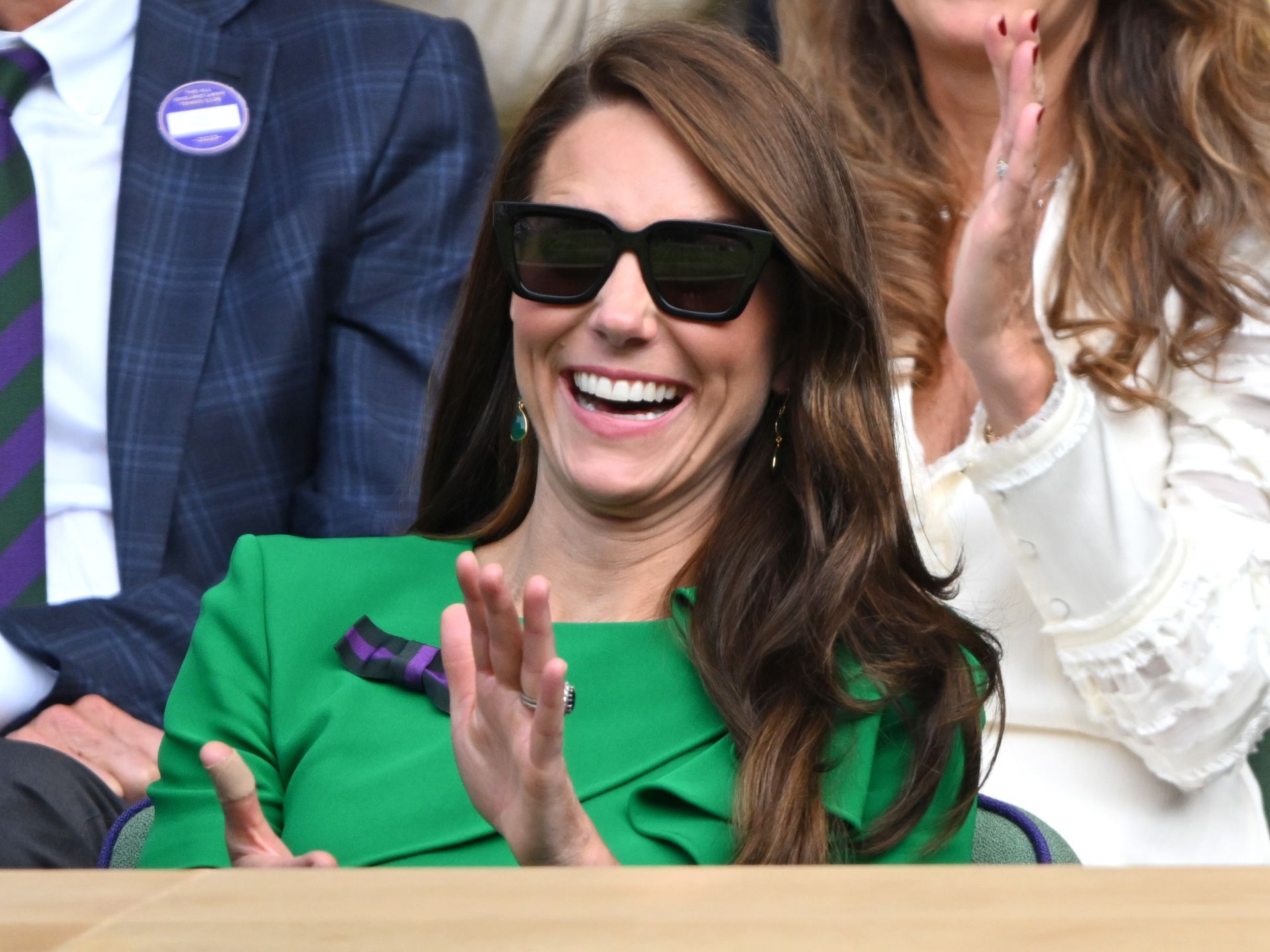 leje kapacitet godt Princess Kate looked so chic in Victoria Beckham sunglasses at Wimbledon -  and they're still available to shop | HELLO!