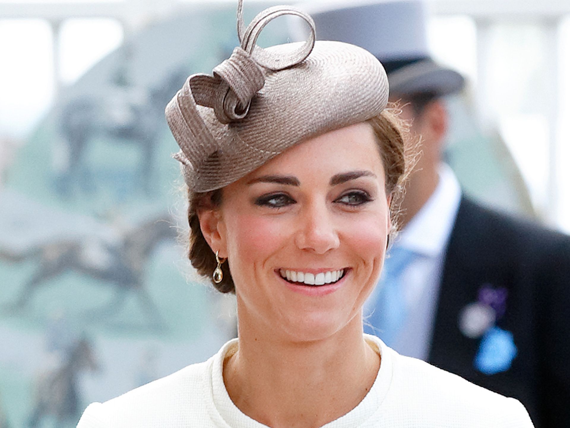 Kate Middleton marked 'deliberate departure' with unconventional  post-wedding dress | HELLO!
