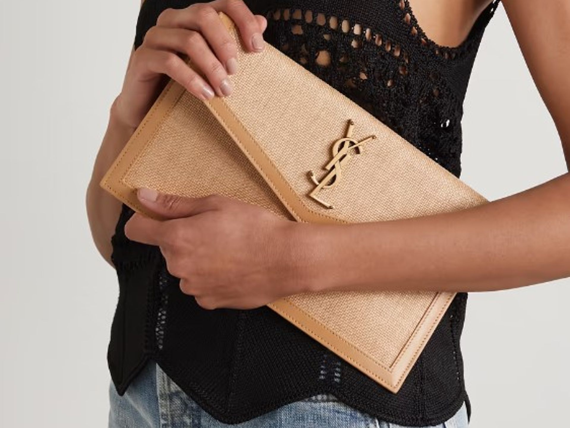 HOW TO TURN THE SAINT LAURENT UPTOWN POUCH INTO A CROSS-BODY BAG // With a  Touch of Luxury 