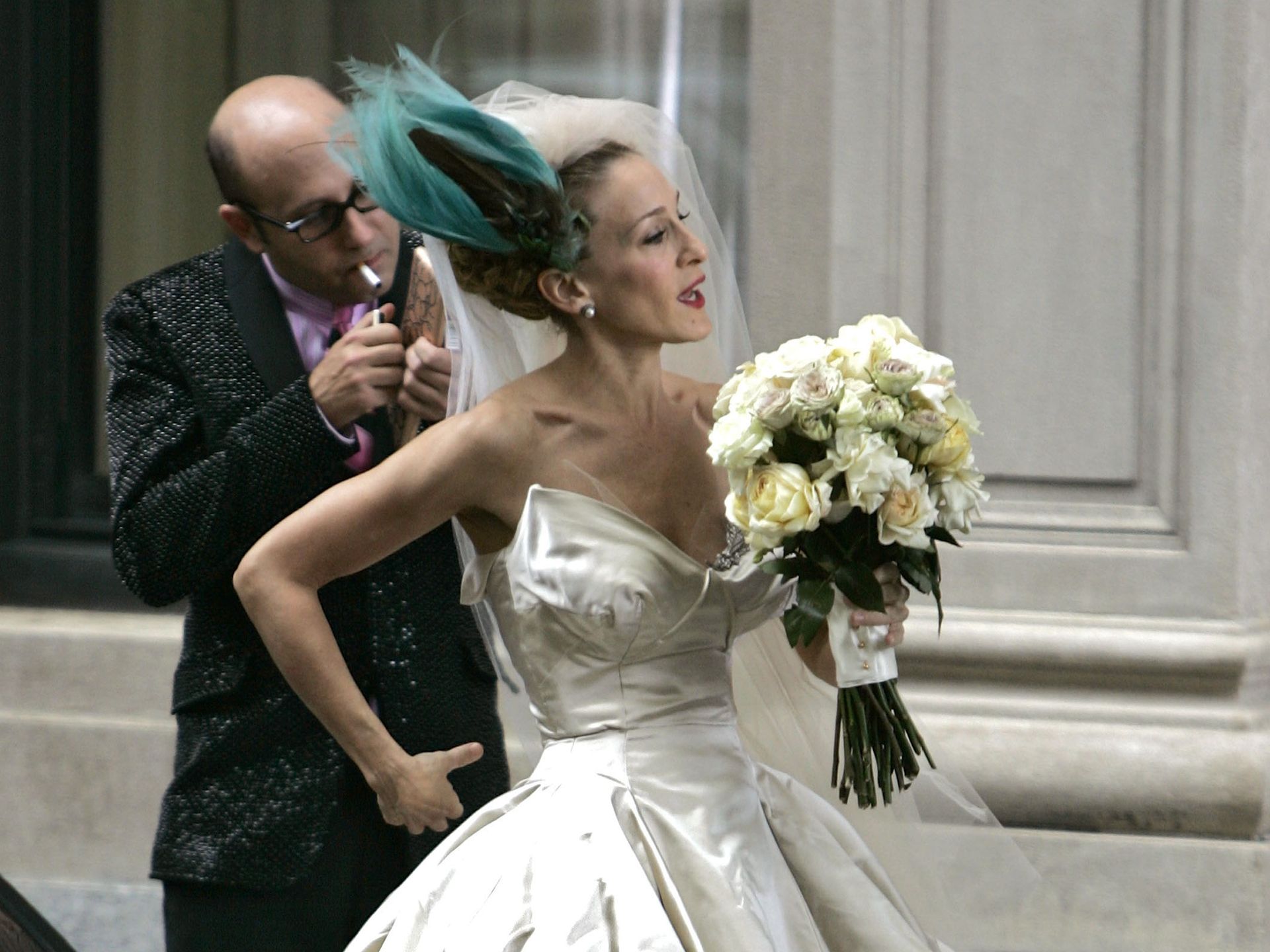 Carrie Bradshaw s taxidermy wedding blue bird hat is on sale for