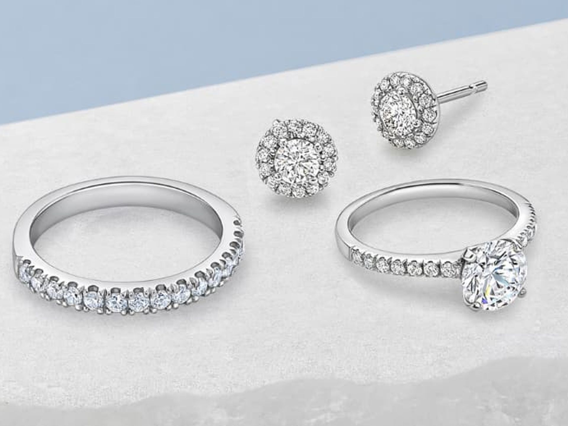 Dreaming of a diamond ring sale