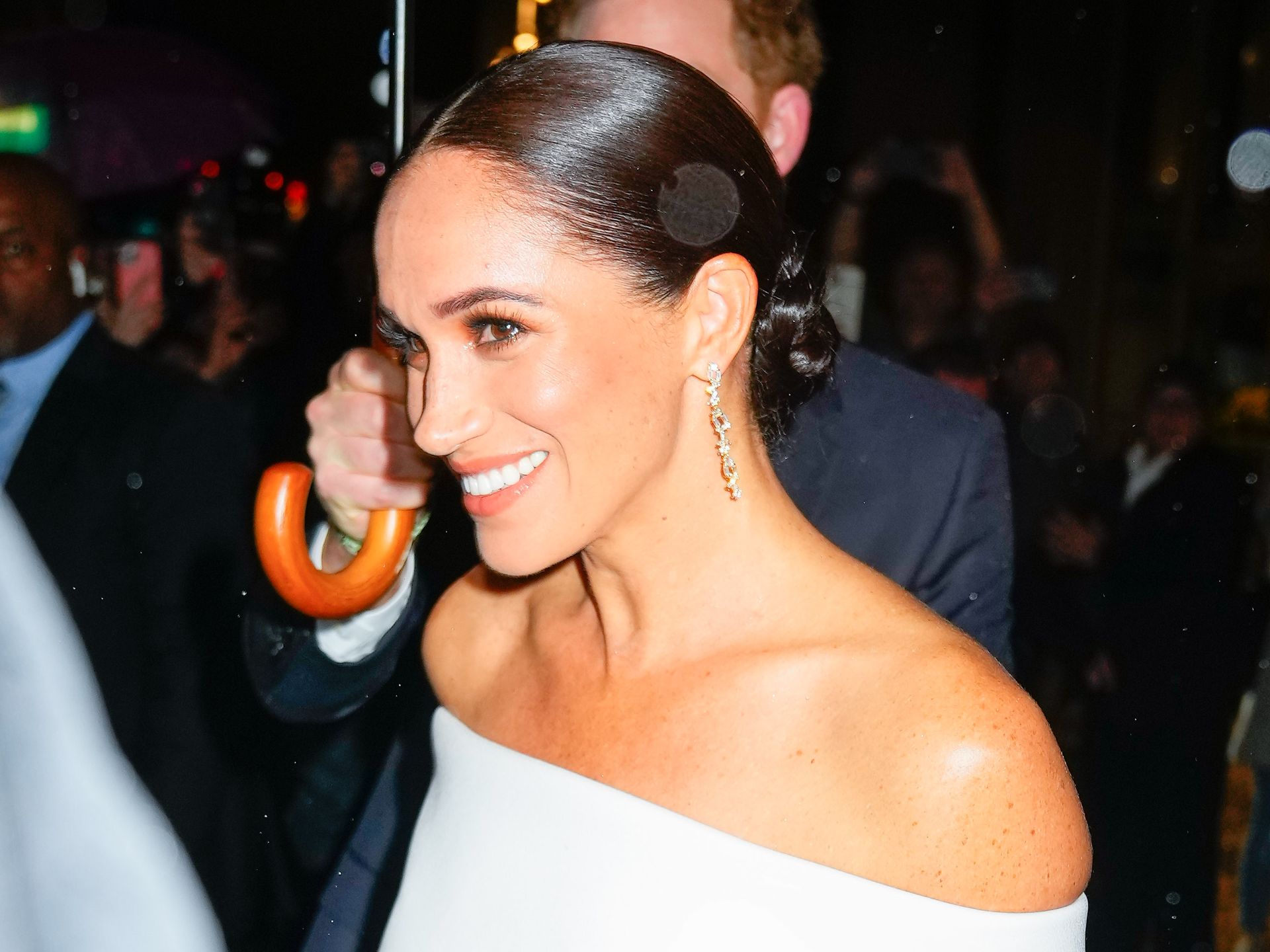 Meghan Markle surprises in shoulder-baring nude top and silhouette-skimming  flares | HELLO!