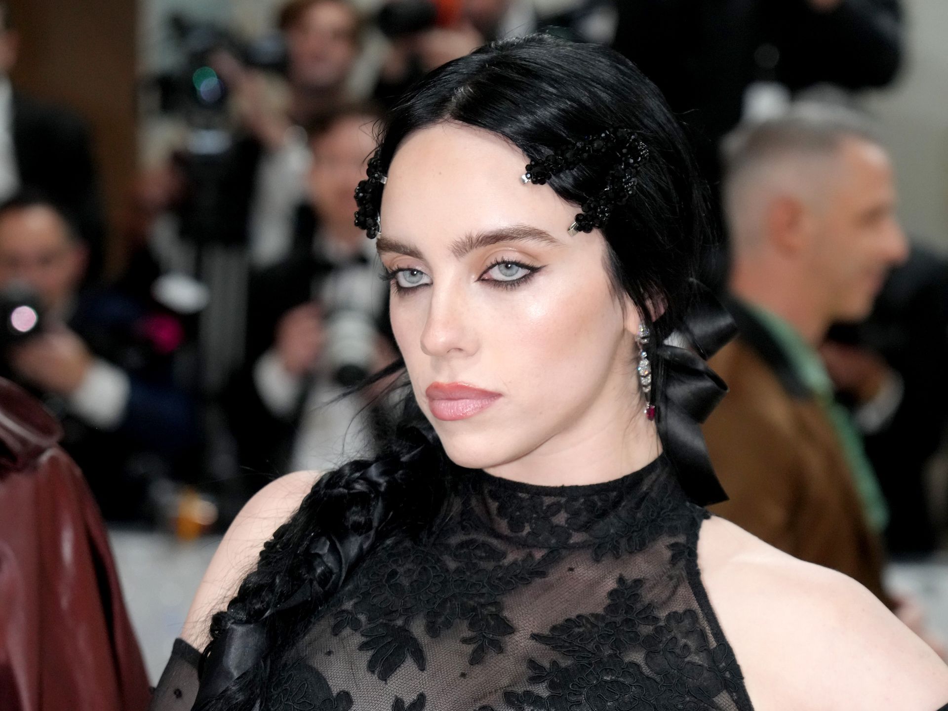 Billie Eilish Makes History as the Youngest Person to Win 2 Oscars