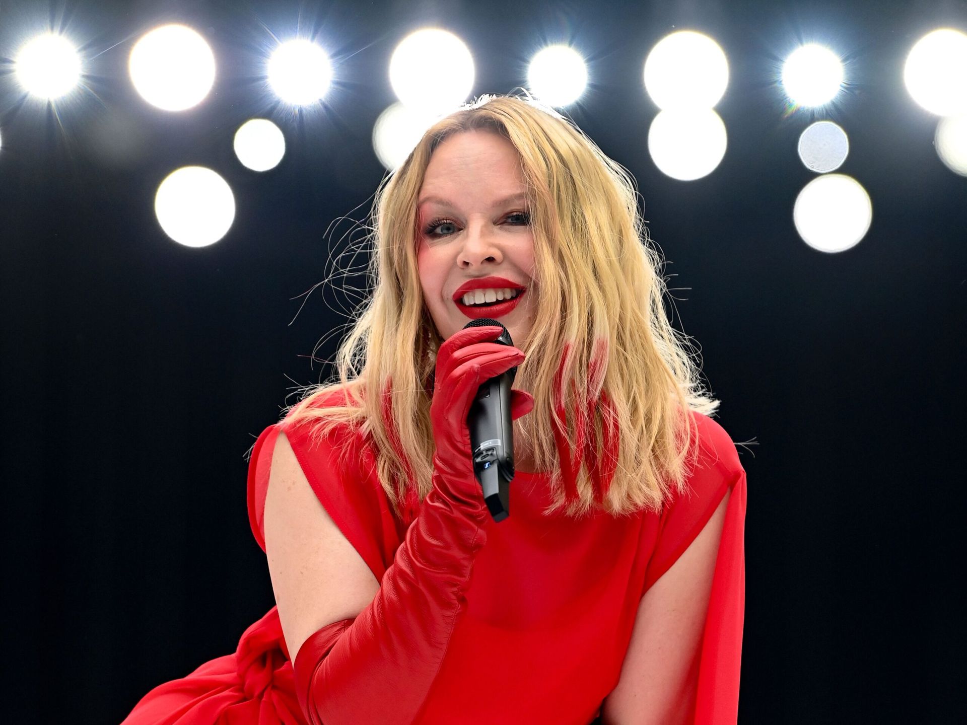 Kylie Minogue to launch Las Vegas residency show in November 