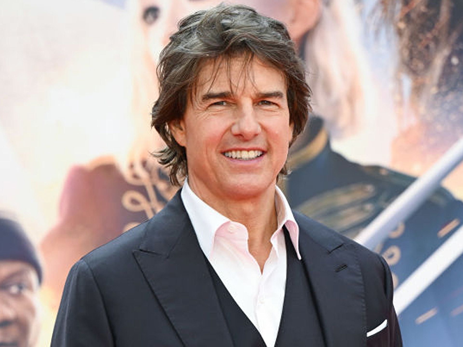 Tom Cruise Allegedly Uses a Clever Trick To Appear Taller on Red Carpets &  His Real Height Might Surprise You