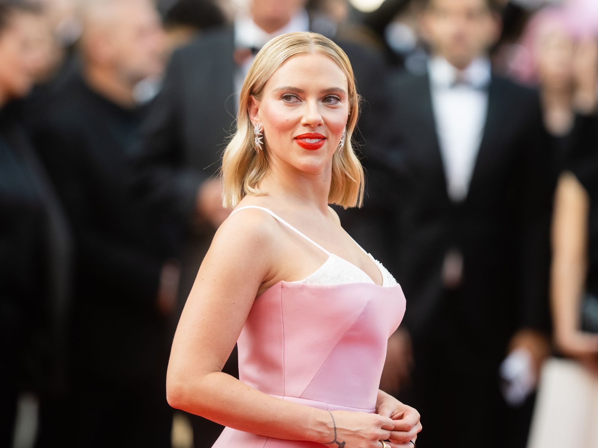 Scarlett Johansson and Colin Jost Turn Heads at Cannes Film Festival