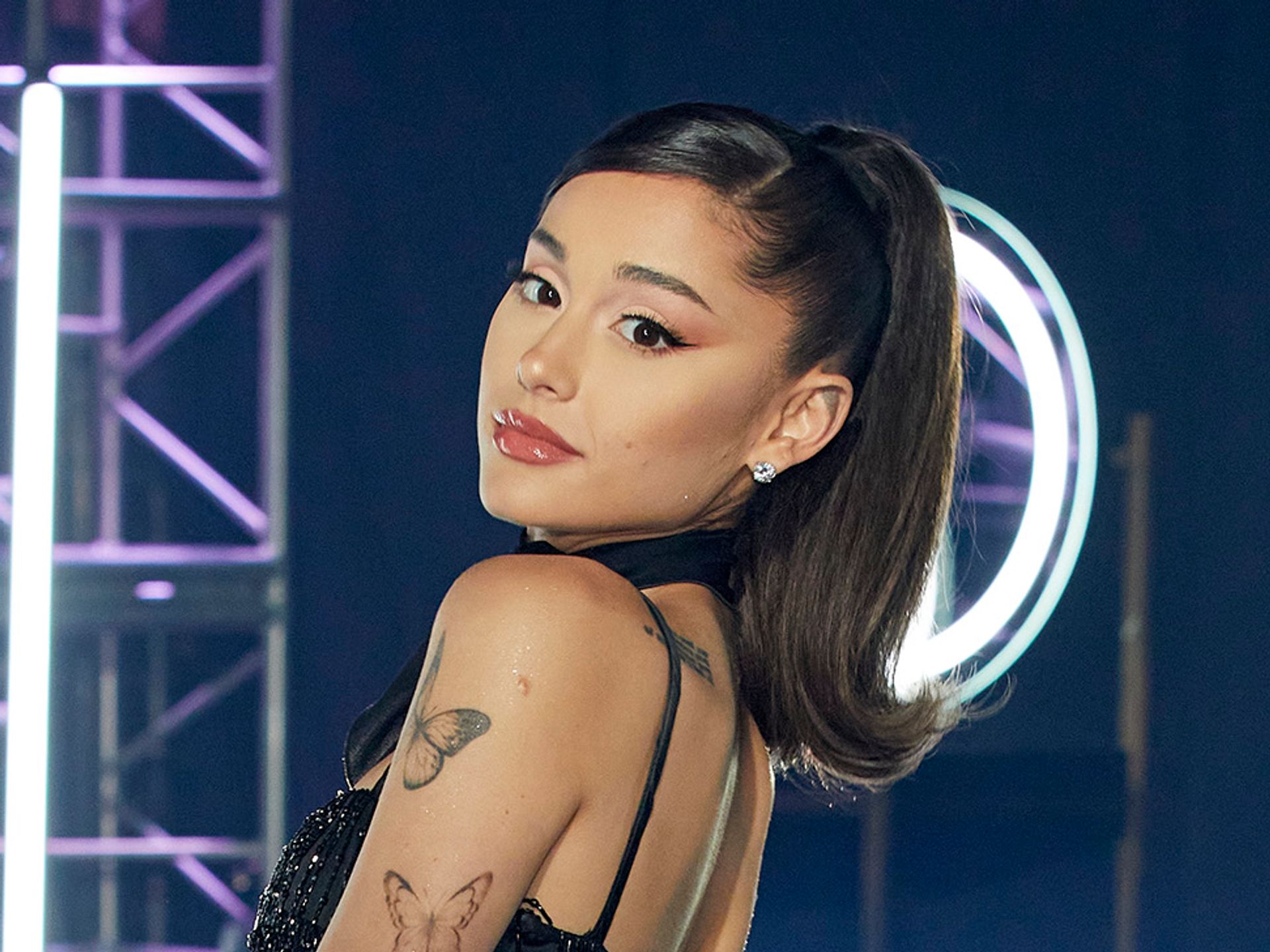 Ariana Grande Debuts Wicked New Tattoo