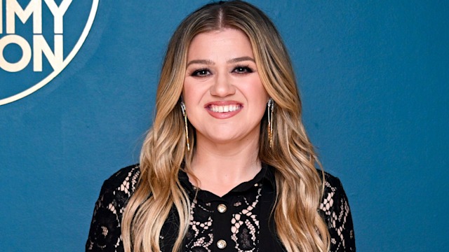 kelly clarkson wearing black lace jumpsuit