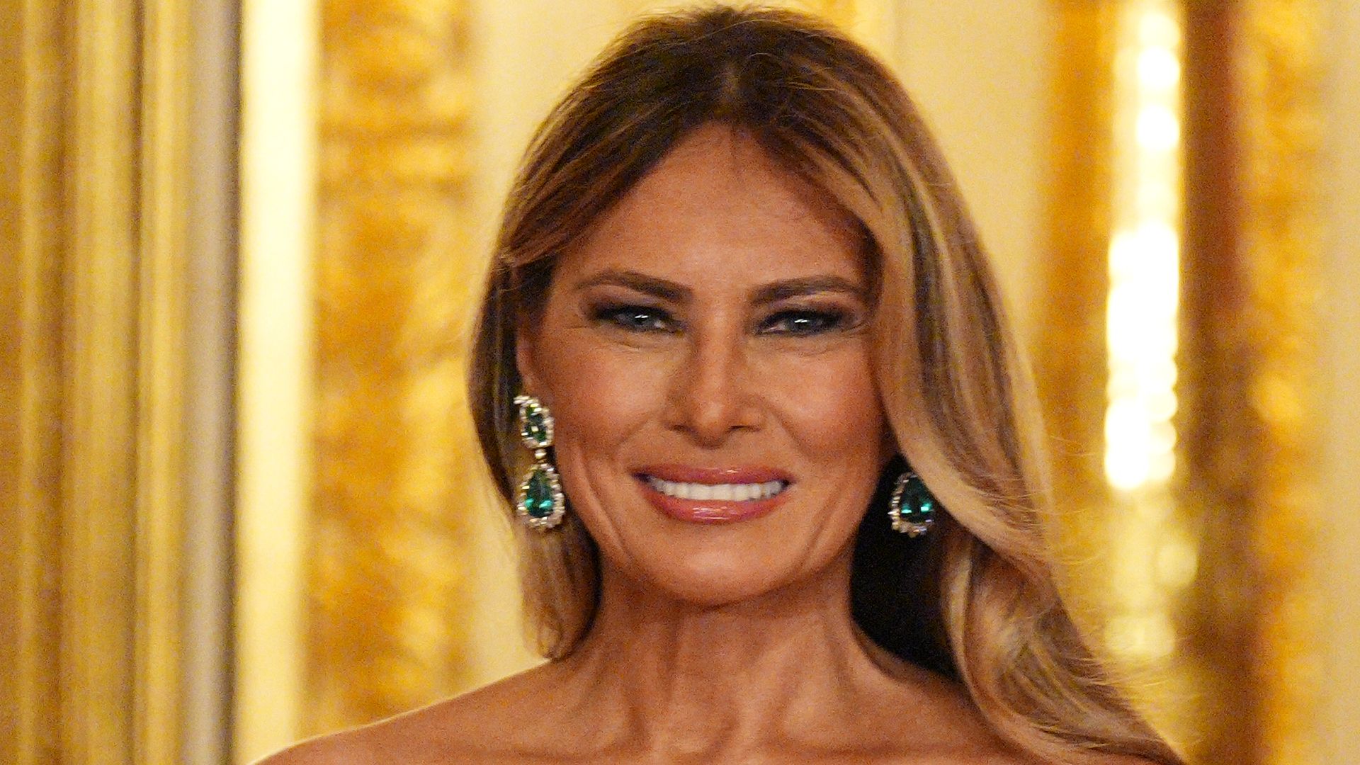 Melania Trump's yellow gown pushed boundaries, but didn't break protocol