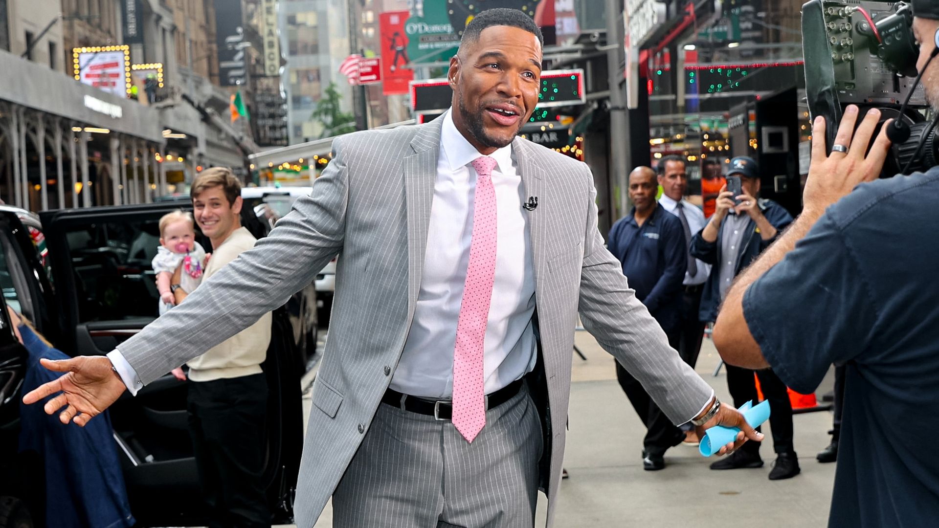 Michael Strahan makes announcement as he finally returns to GMA