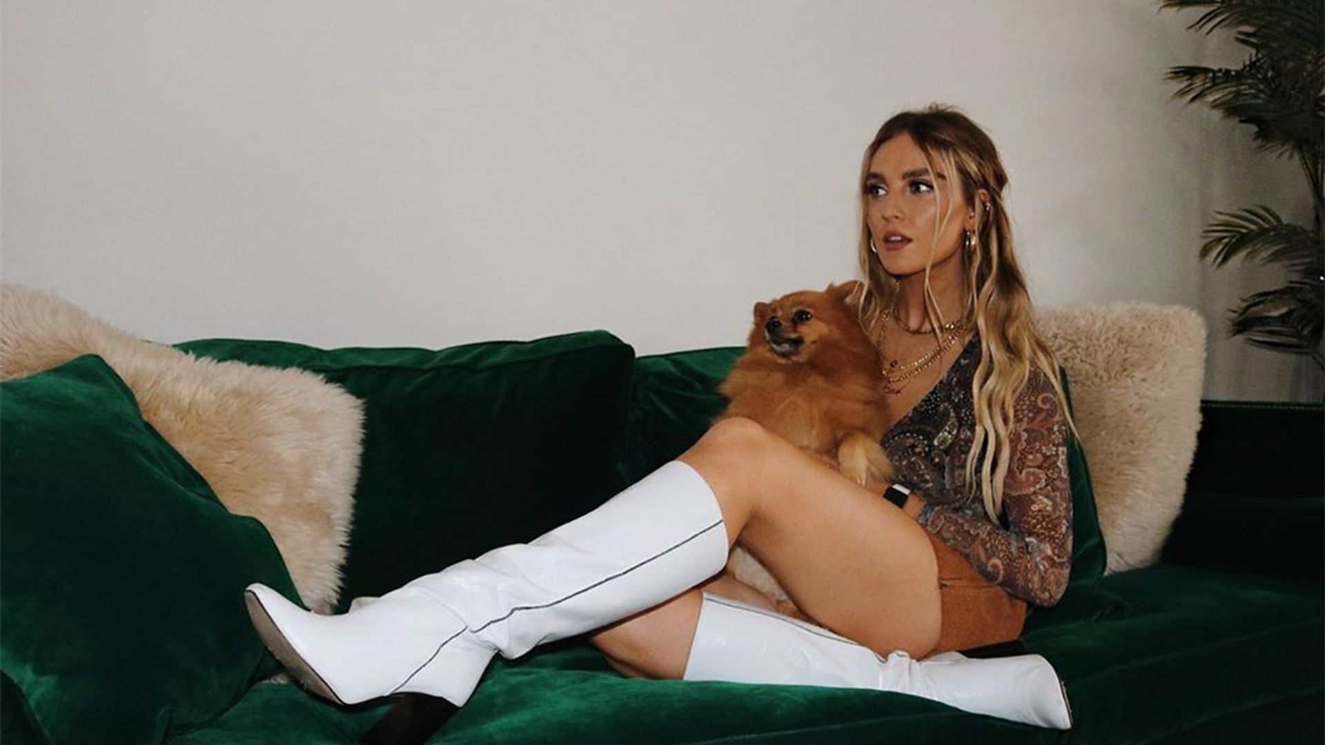 perrie edwards living room sofa