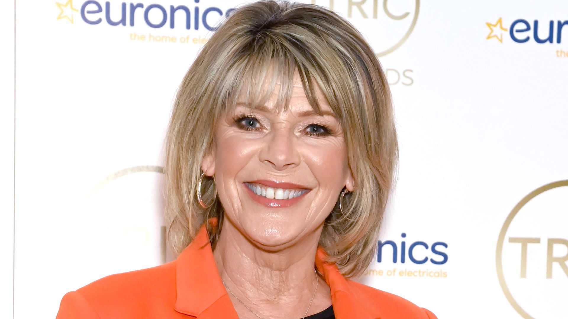 ruth langsford in orange blazer 