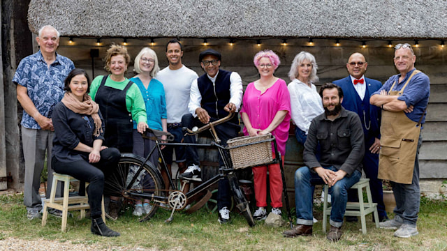 Will Kirk with his Repair Shop co-stars by the barn