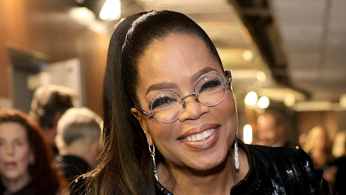 Oprah Winfrey, 72, shows off her workout routine after weight loss and 'two new knees"