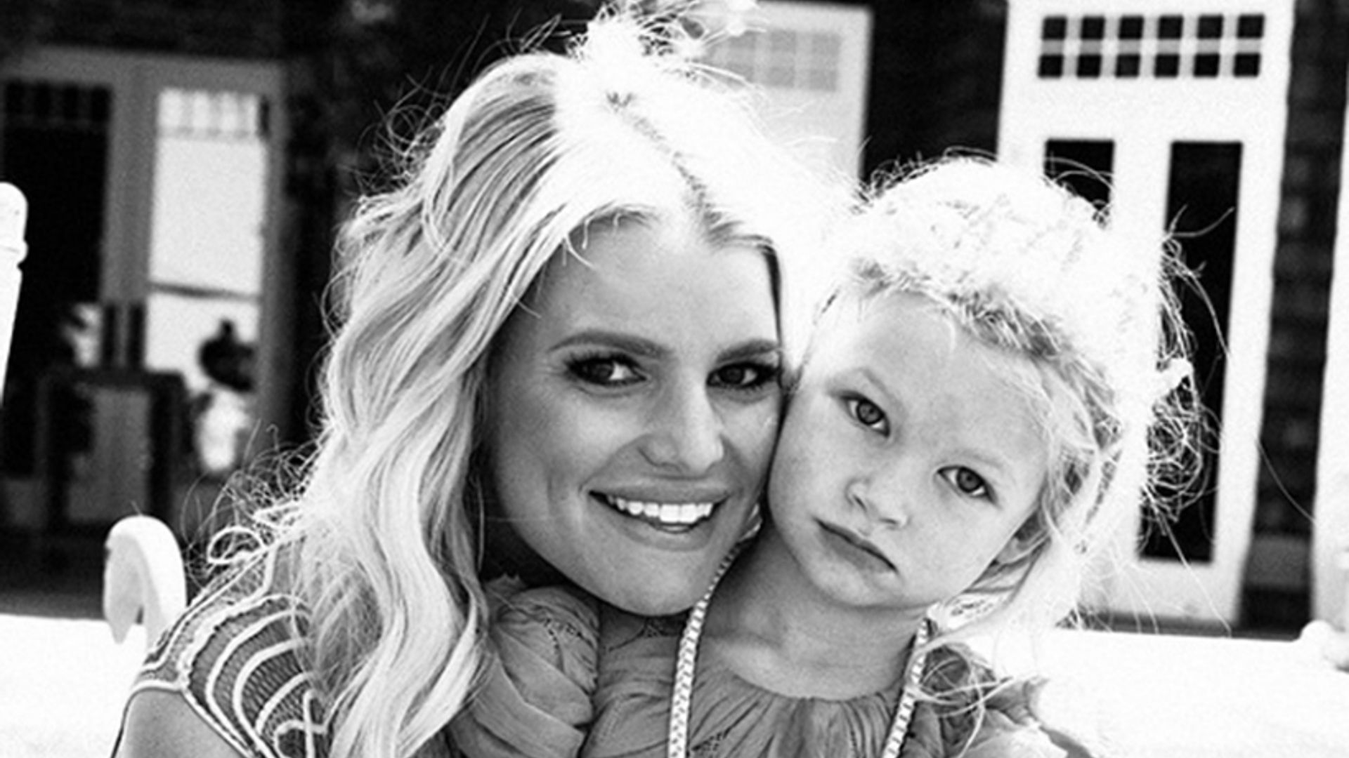 Jessica Simpson and her five-year-old daughter wear matching floral dresses  on Instagram