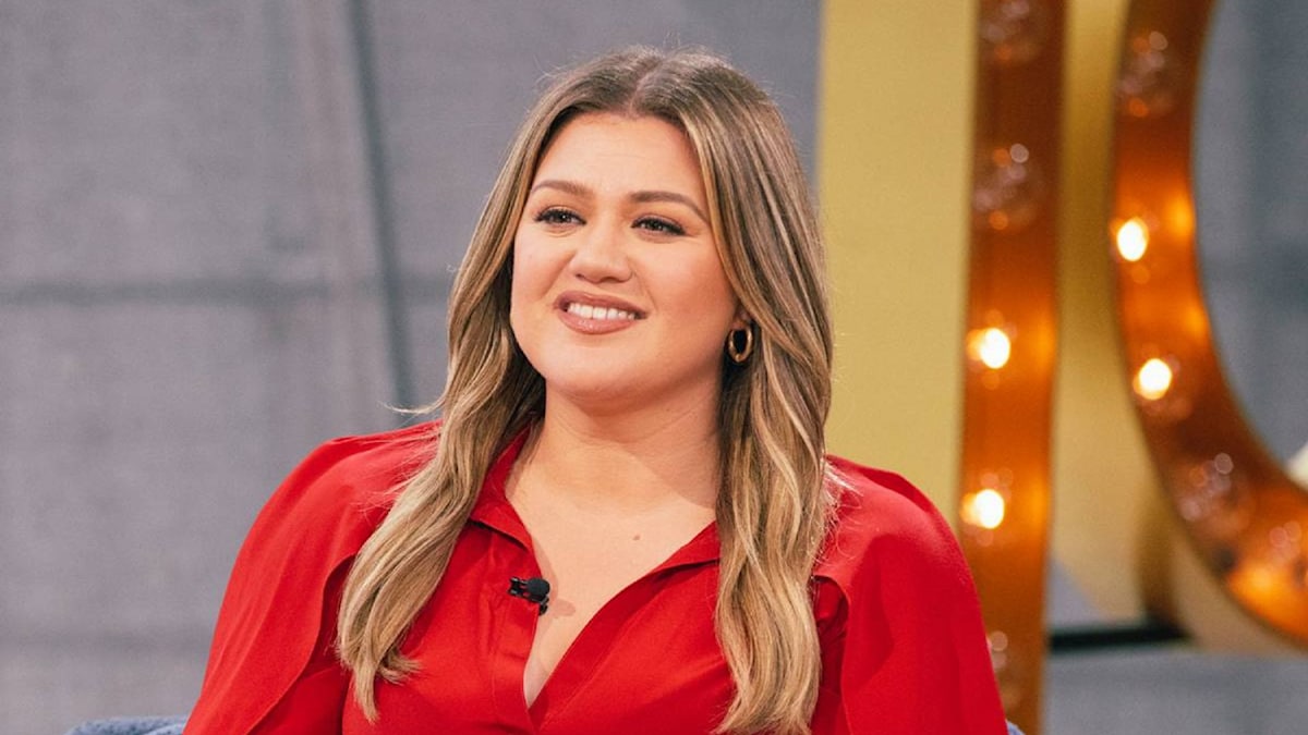 Kelly Clarkson fans send support as show sees shake-up due to her ...