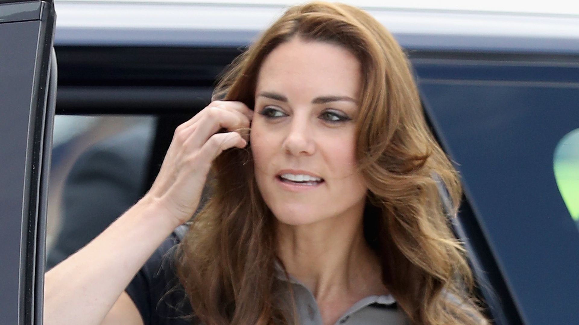 Princess Kate is the ultimate grid girl in skin-tight jeans and killer heels