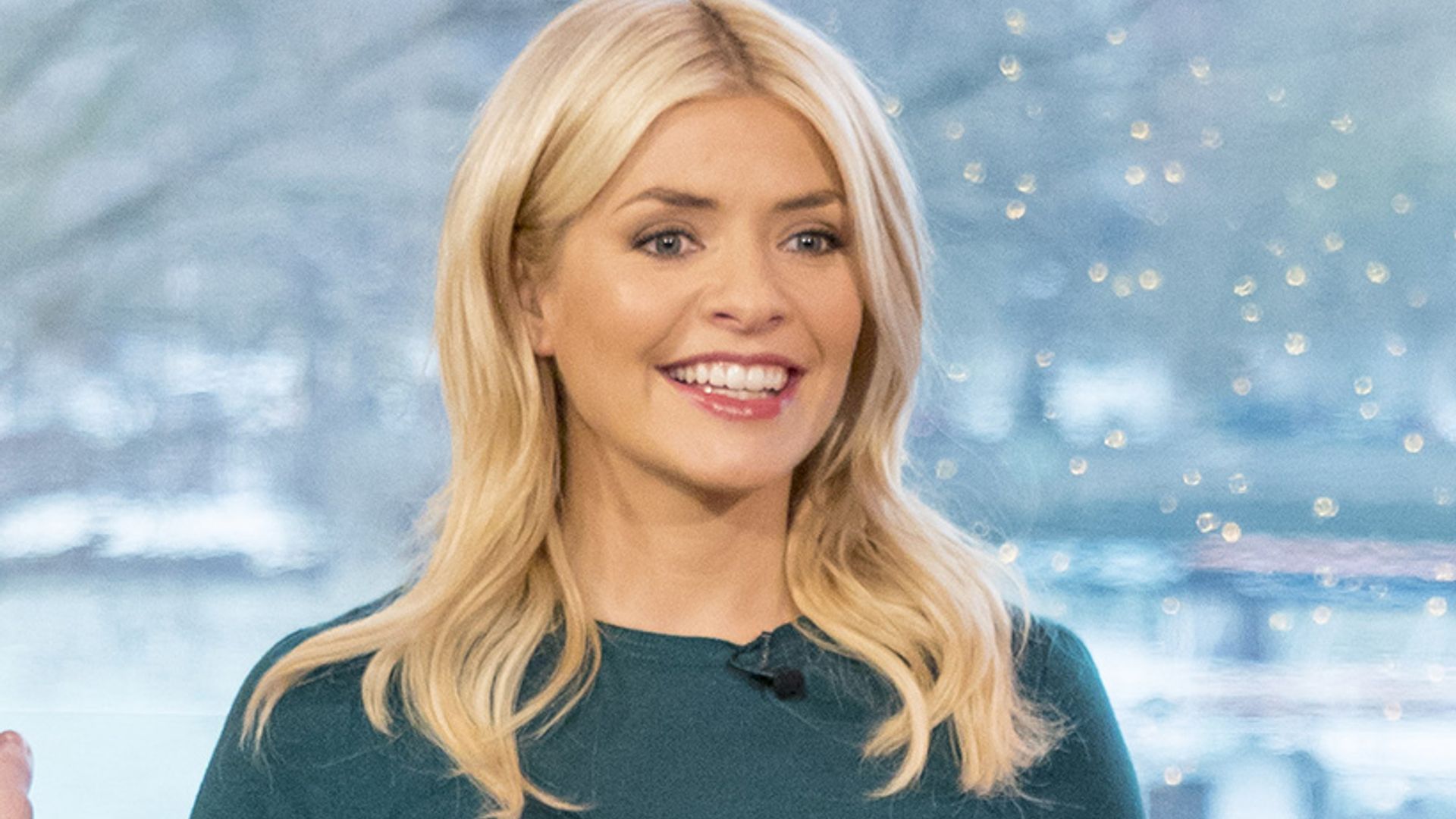 holly willoughby marks and spencer trousers