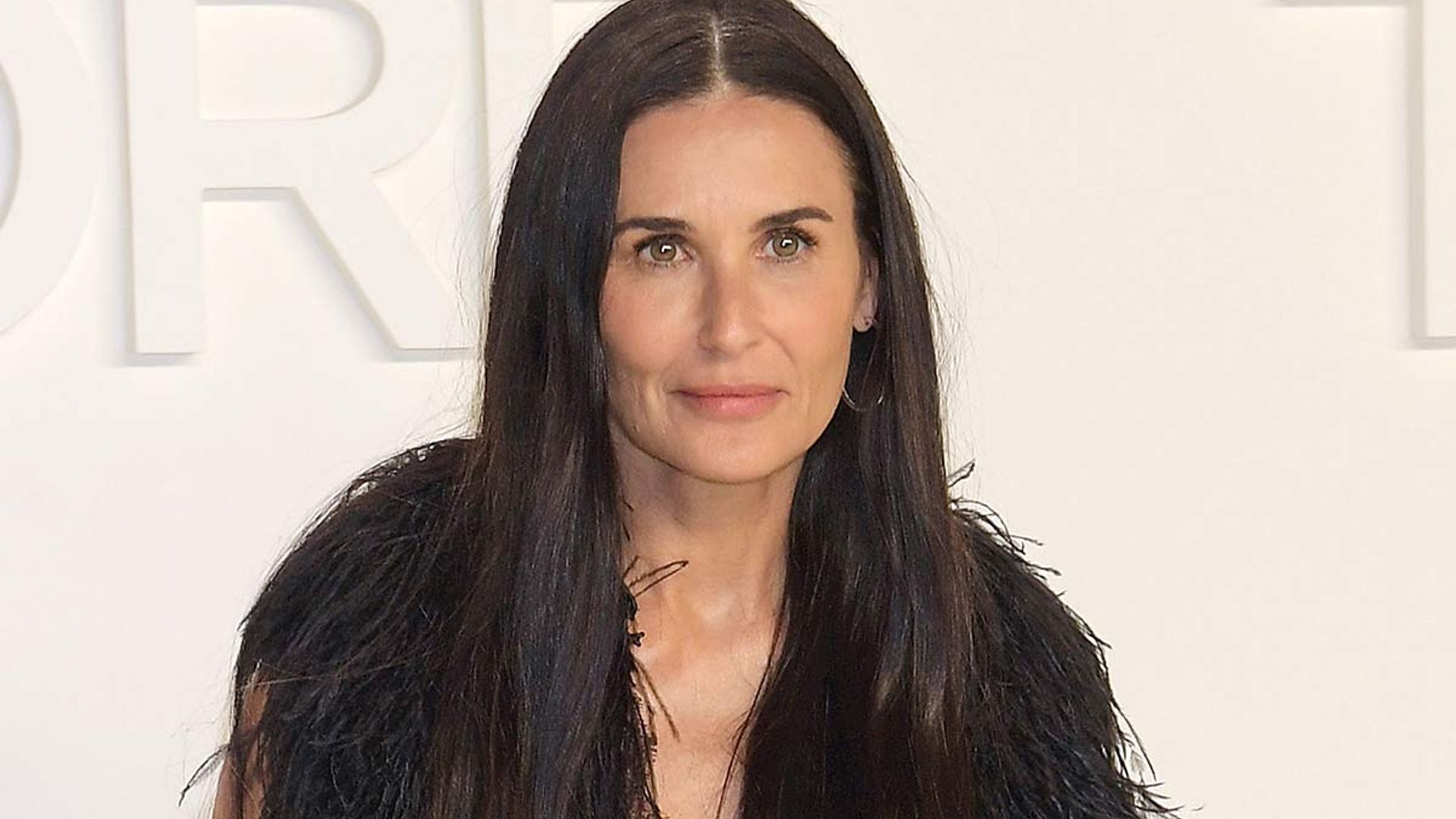 Demi Moore sends pulses racing in lacy figure-hugging dress – and wow ...