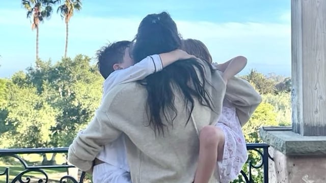 Prince Archie looked so tall alongside his red-haired sister Princess Lilibet in their mother Meghan Markle's arms
