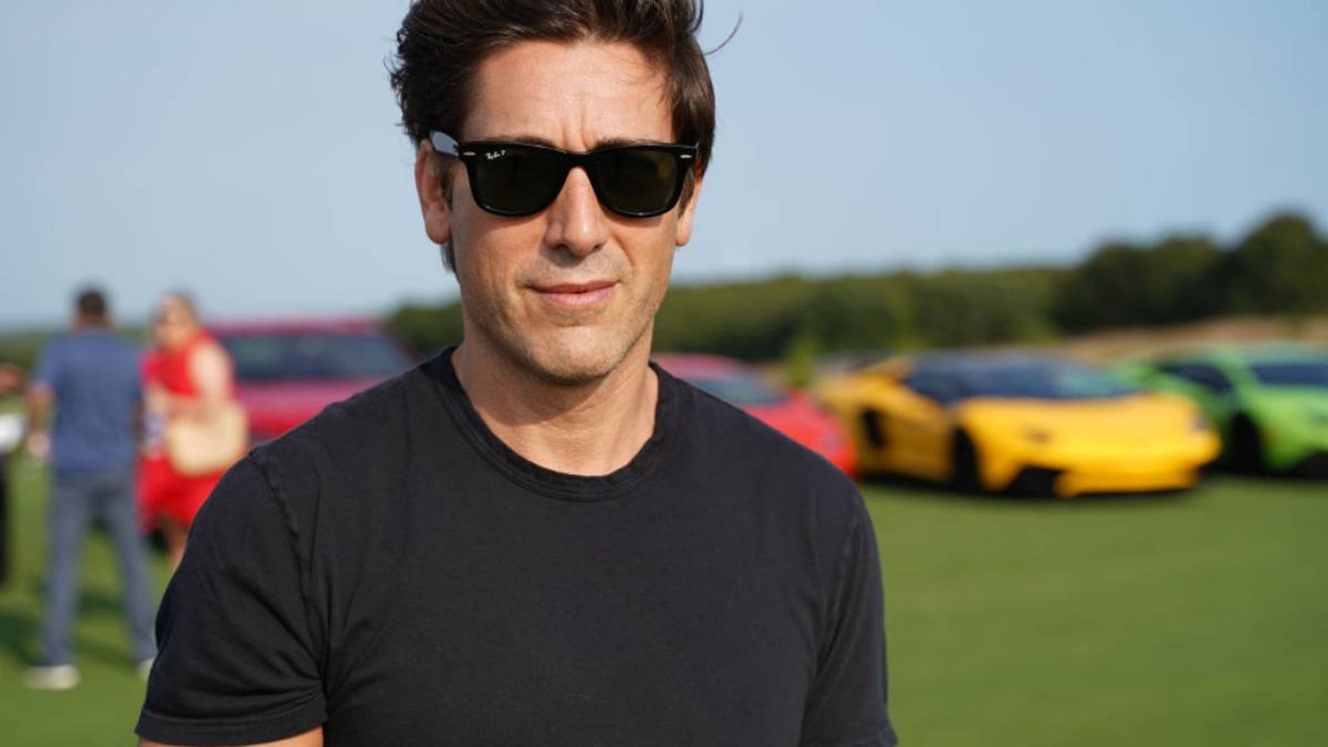 Picture of david muir