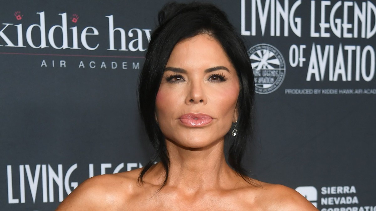 Lauren Sanchez flaunts ample bust in low-cut dress during luxury vacation with Jeff Bezos