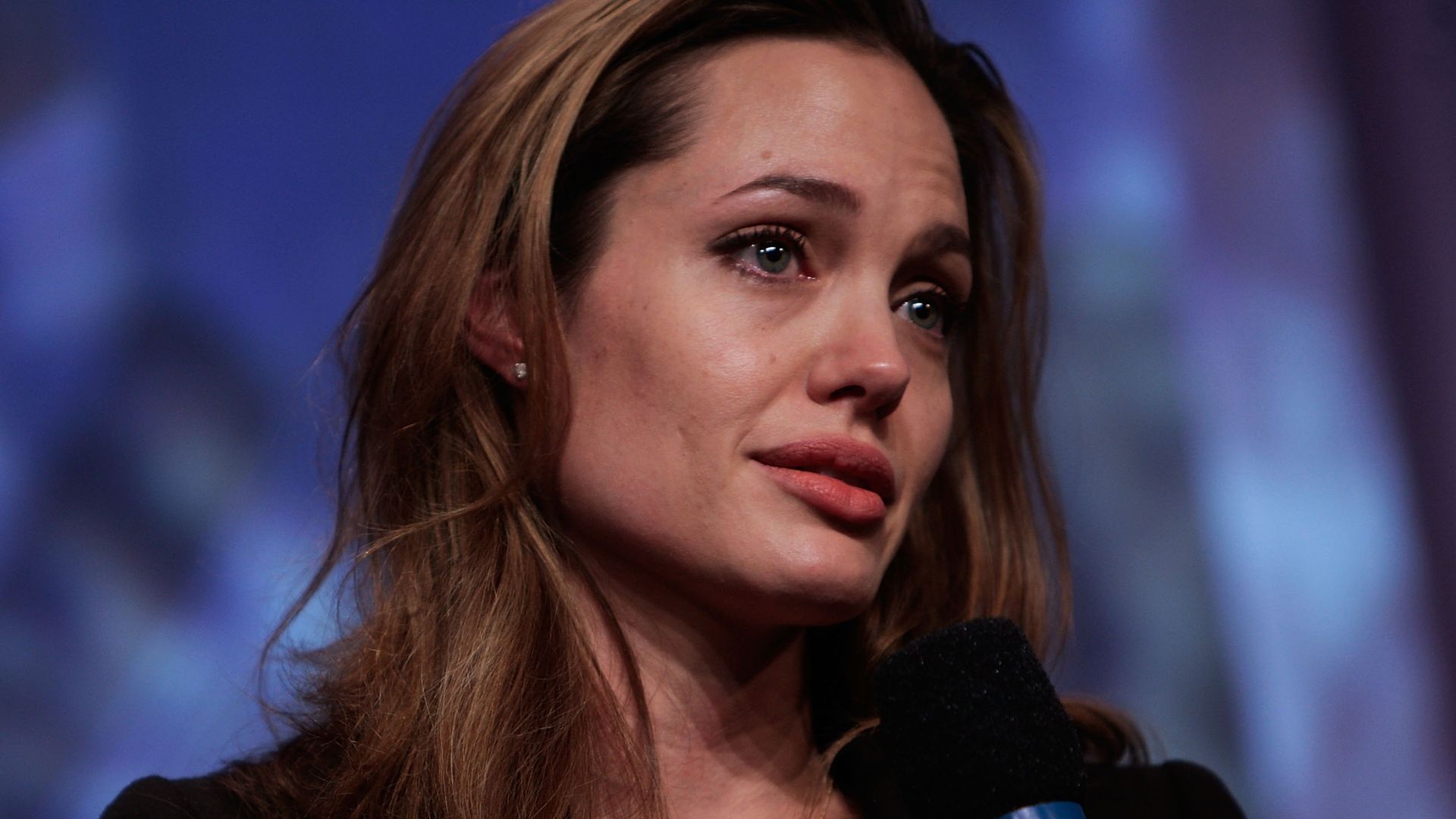 angelina jolie tears up during q&a