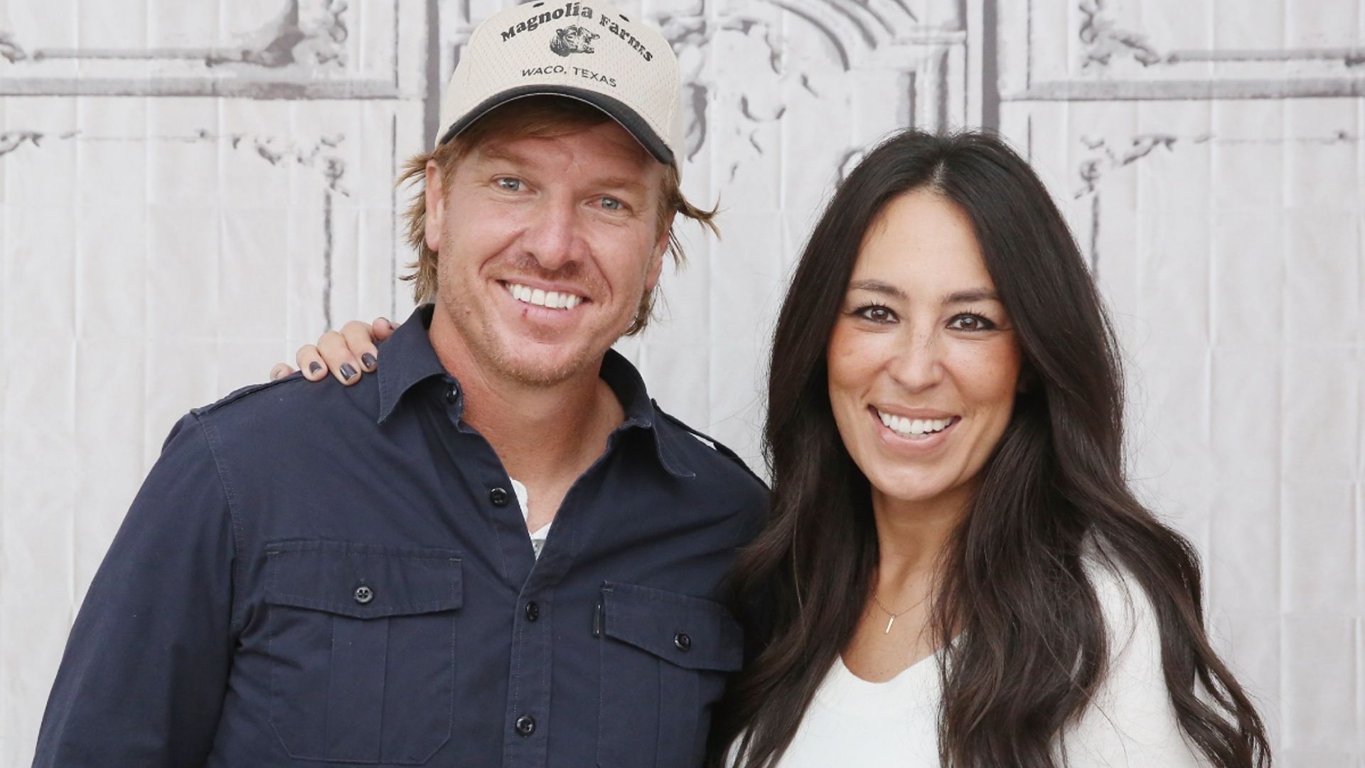 joanna gaines chip gaines home goats