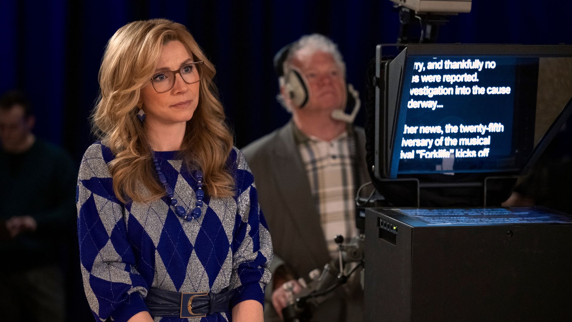 Sarah Chalke stands by teleprompter in Firefly Lane season two