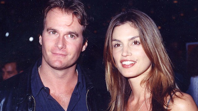 Cindy Crawford in a strappy dress with her husband Rande Gerber in 1998