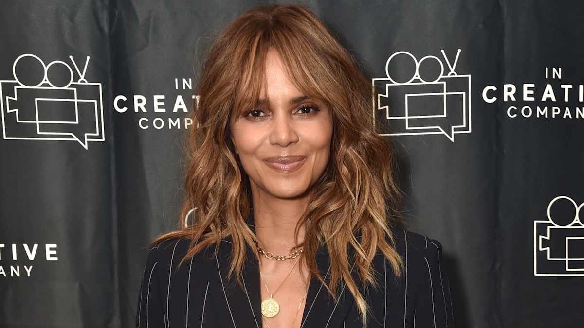 Halle Berry, 56, sparks fan reaction with daring beach outfit - Monika Kane