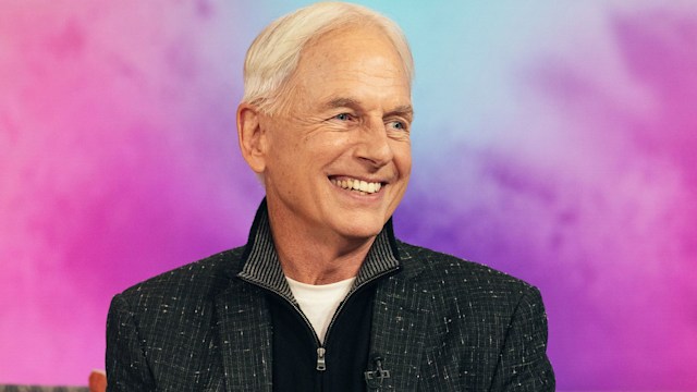 Mark Harmon on the Kelly Clarkson show