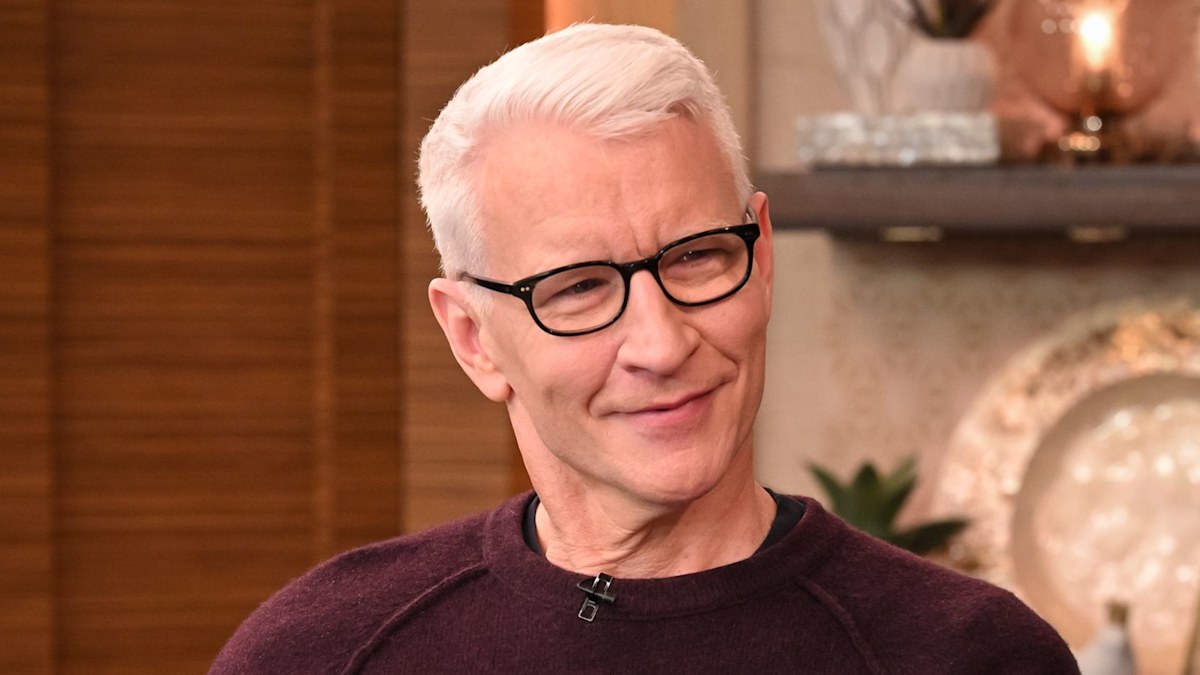 Anderson Cooper leaves CBS in shocking move | HELLO!