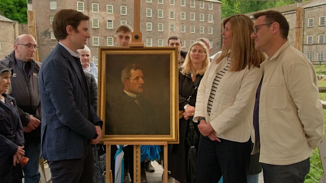 Art expert Lawrence Hendra chats to the sellers