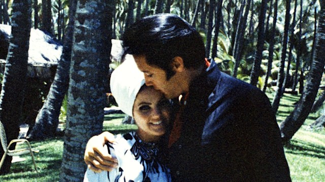 Priscilla Presley and Elvis Presley in Hawai'i in 1968