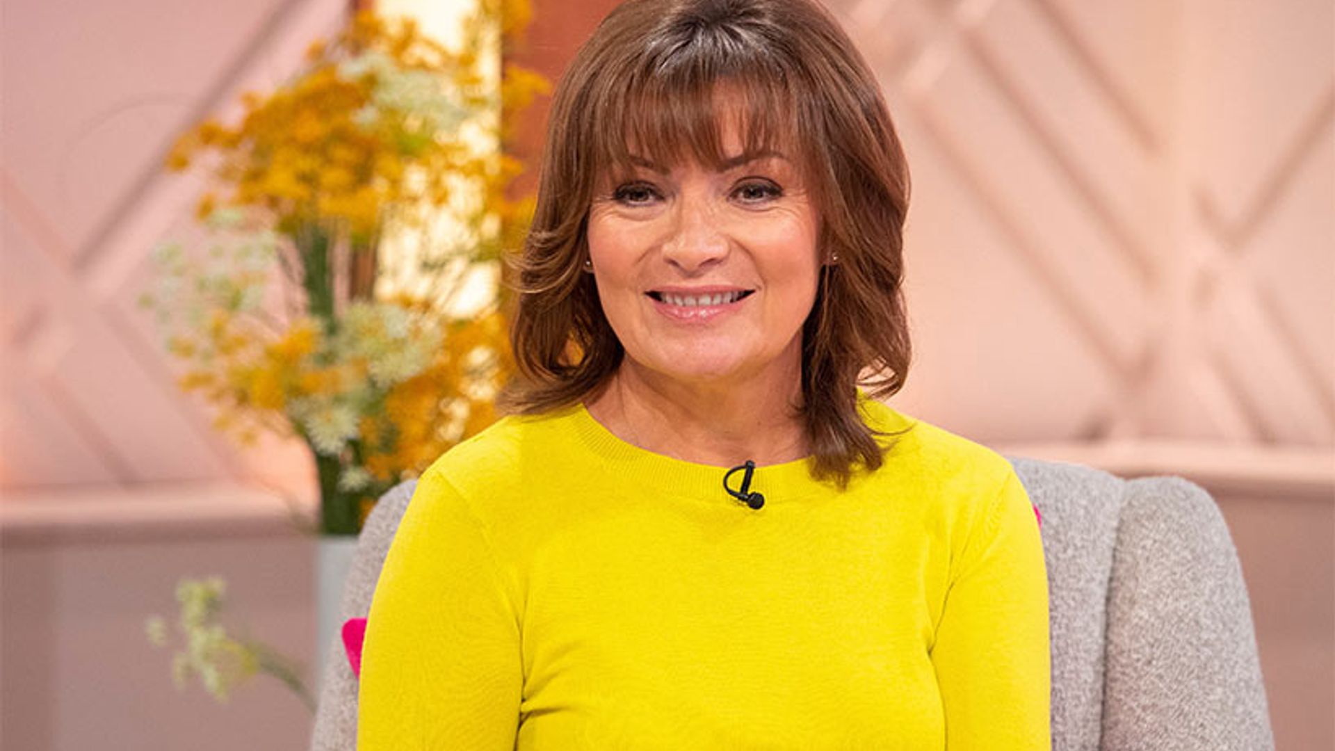 lorraine kelly the lorraine show outfit