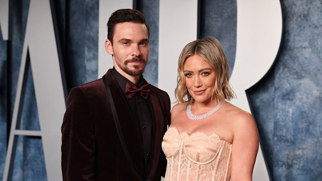 Matthew Koma and Hilary Duff attend the 2023 Vanity Fair Oscar Party Hosted By Radhika Jones at Wallis Annenberg Center for the Performing Arts on March 12, 2023 in Beverly Hills, California.