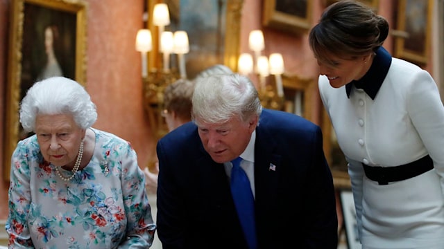 the queen gifts melania gift