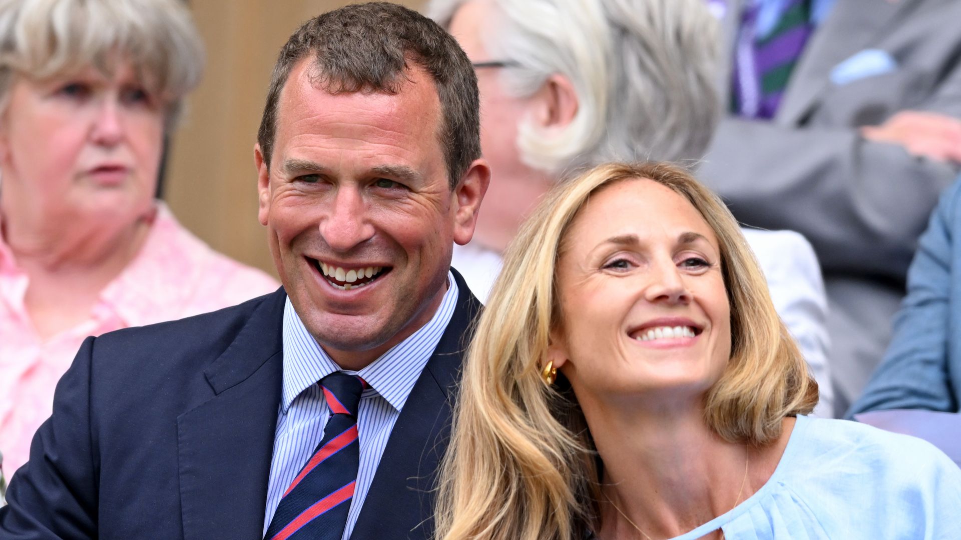 Peter Phillips’ girlfriend earns praise as fans compare her to 'perfect' senior royal