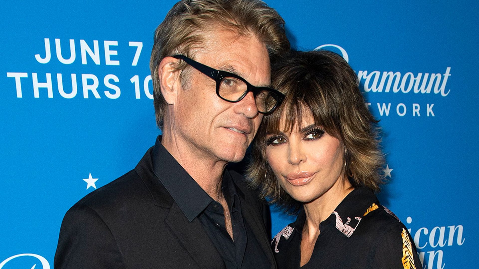 Lisa Rinna celebrates anniversary by sharing romantic throwback photo