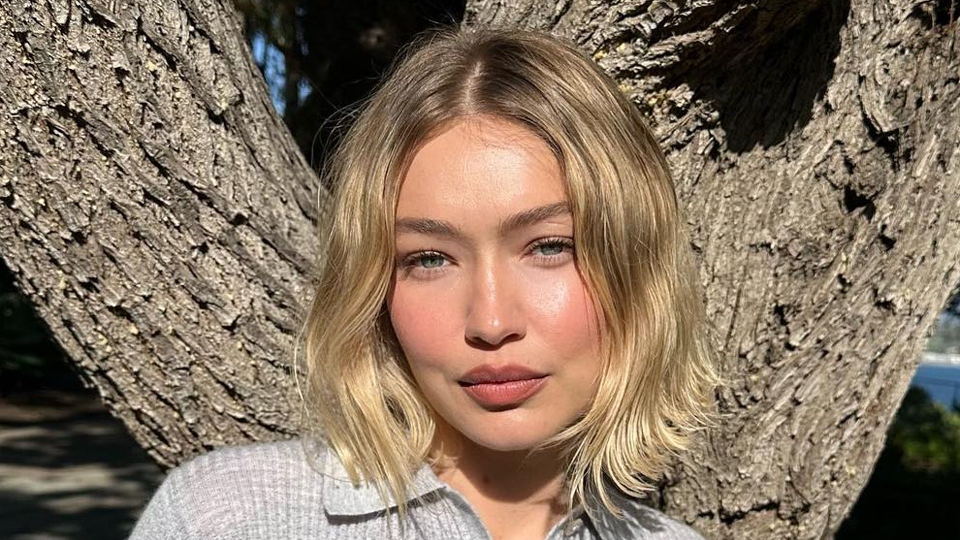 Gigi Hadid debuts her new bob hairstyle on her Instagram 